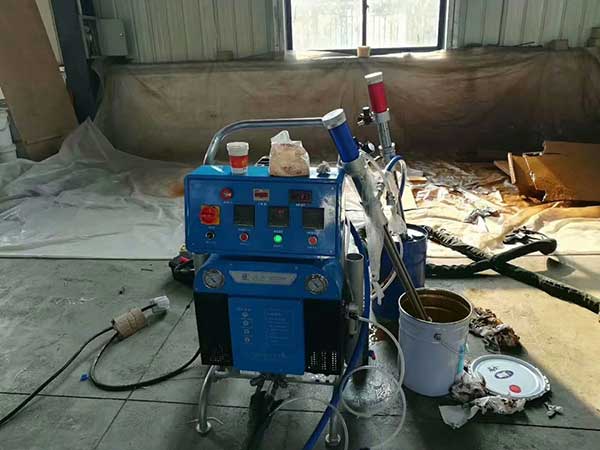 影視道具雕塑防水聚脲噴涂機(圖1) Q5200聚脲噴涂機