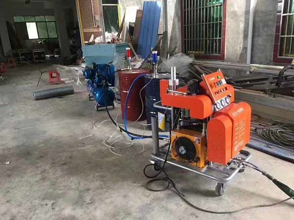 湖北聚脲噴涂機雕塑防腐選擇液壓H5600型(圖4) 湖北聚脲噴涂機雕塑防腐選擇液壓H5600型