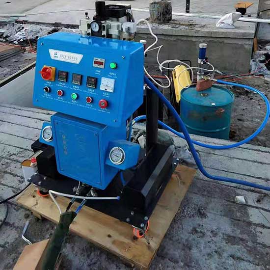 冷庫(kù)聚氨酯噴涂(圖2) 湖南Q2600冷庫(kù)聚氨酯噴涂機(jī)