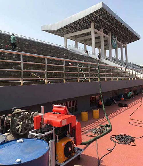 體育場看臺聚脲防水(圖2) H5600體育看臺聚脲防水施工噴涂機