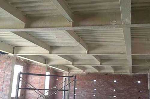 冷庫(kù)保溫聚氨酯噴涂厚度 小型高壓發(fā)泡機(jī)(圖3) 冷庫(kù)保溫聚氨酯噴涂案例