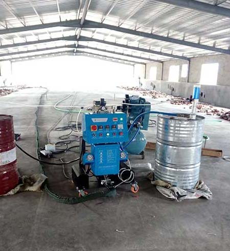 養殖場頂棚保溫用什么材料